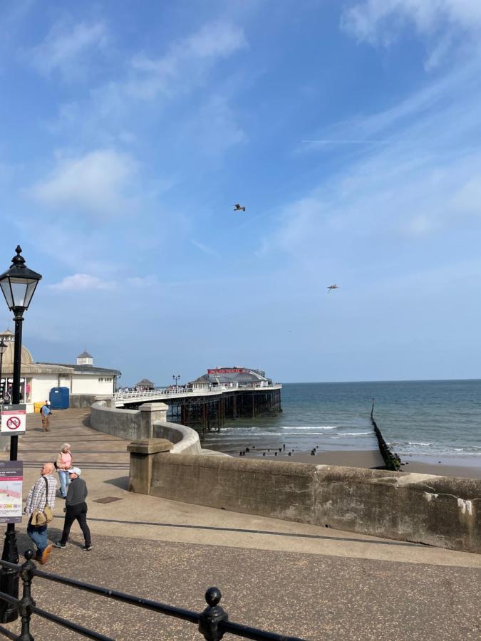 The Beach House - Cromer Buitenkant foto